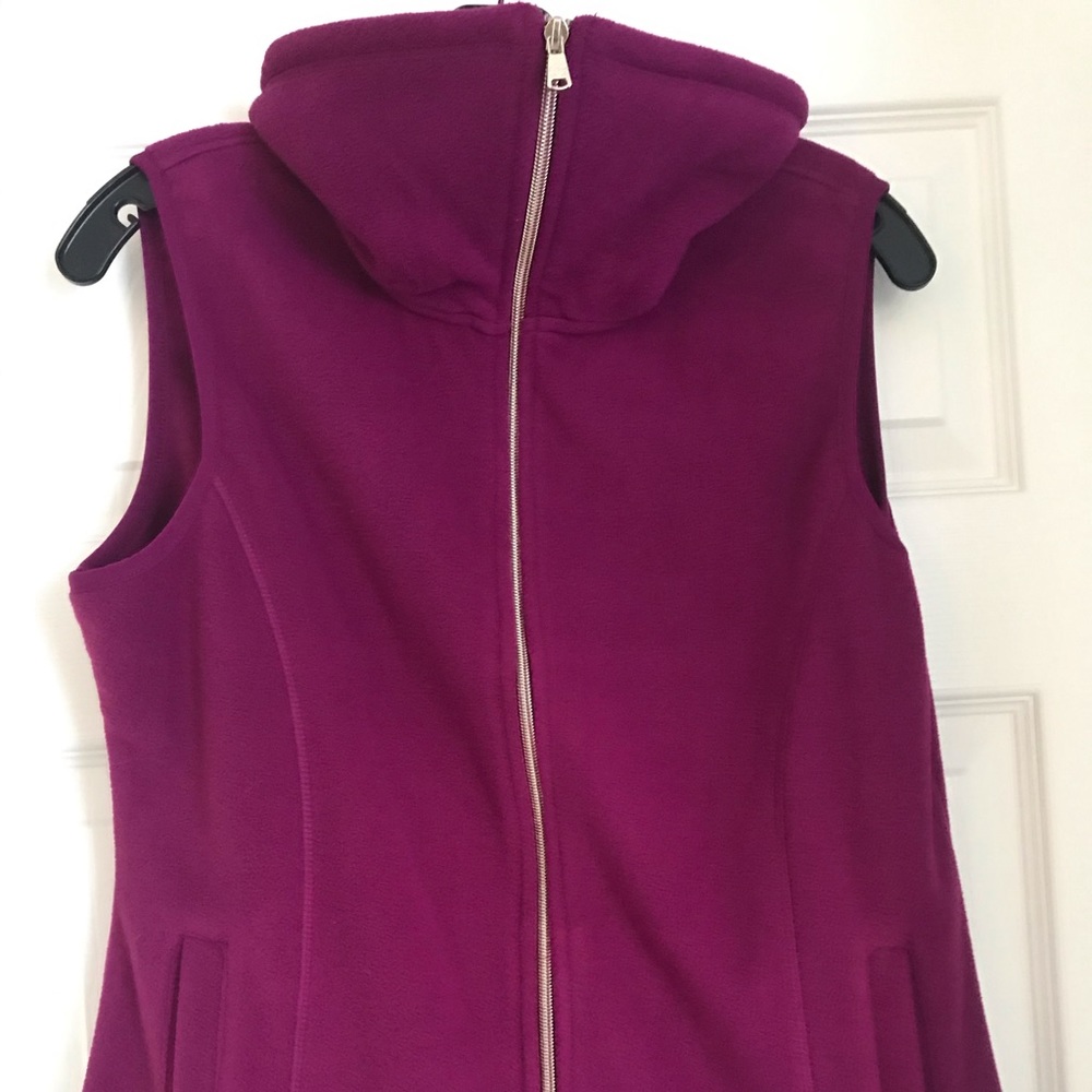 Plum Calvin Klein vest